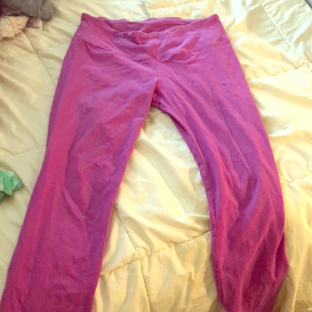Hard Tail Capri leggings.. . Small